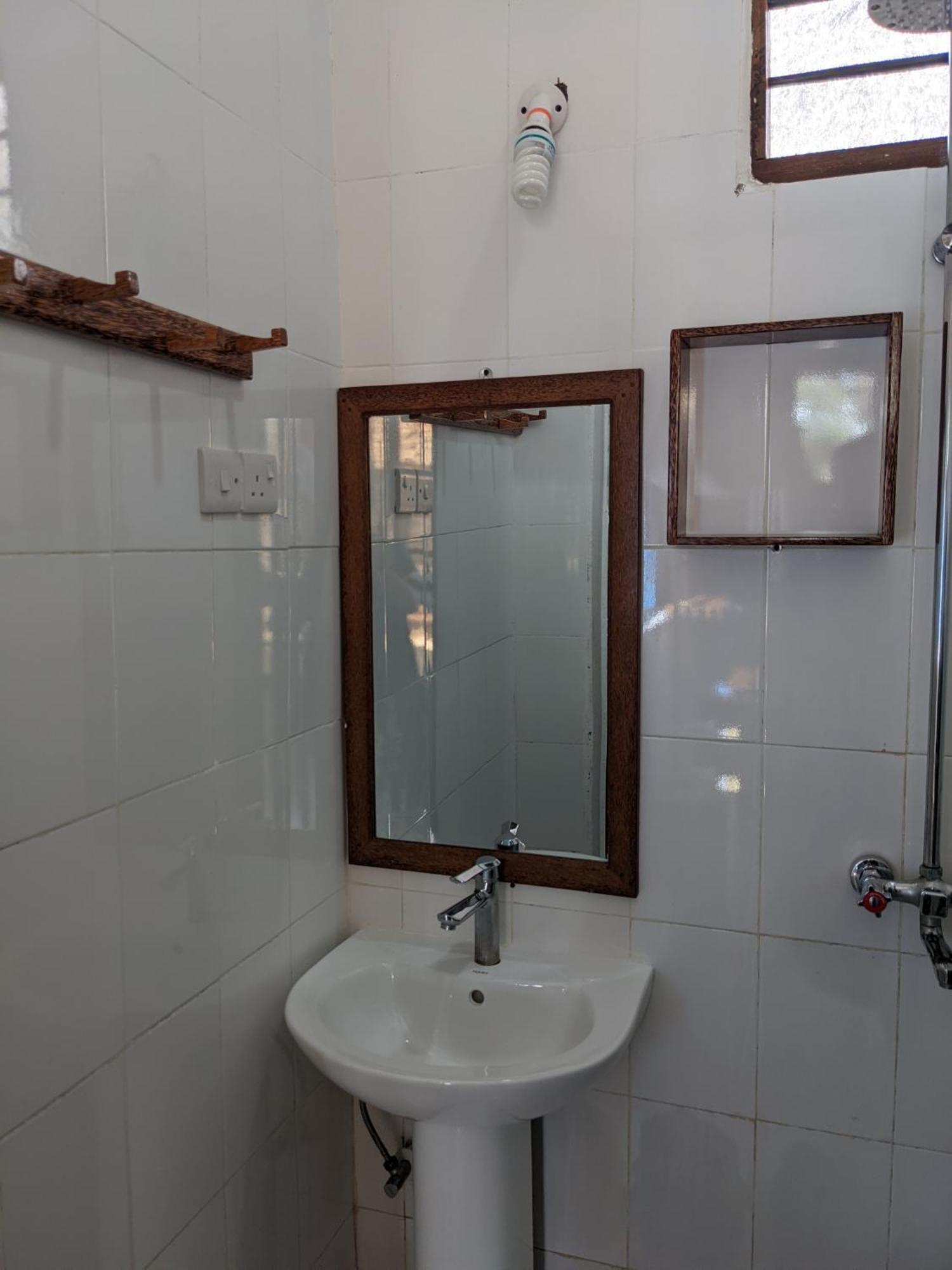 מלון נונגווי Mkadi Beach House חדר תמונה